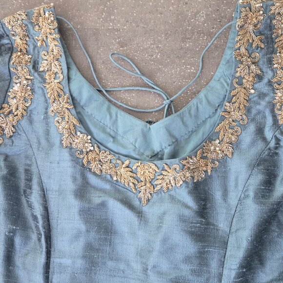 Silk High/Low Top - Picture 2 of 5